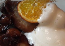 Muslo de pato con espuma de naranja