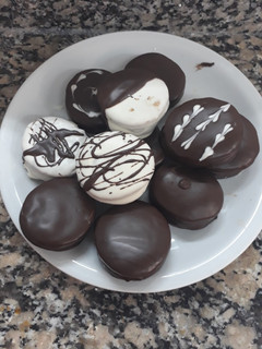 Una foto de Alfajores de chocolate