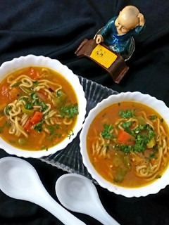 A picture of Vegetable Thukpa/Veg Noodle Soup.