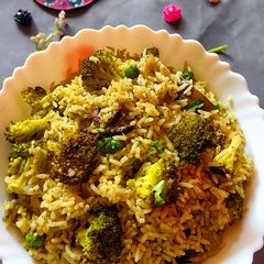 A picture of Broccoli Pulao.