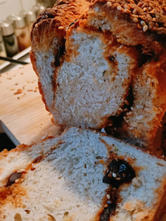 A picture of Bread with olive thyme.