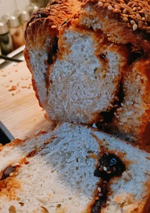A picture of Bread with olive thyme.