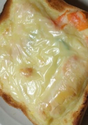 A picture of Leftover Potato Salad Toast.