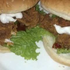 A picture of Chicken zinger burger.