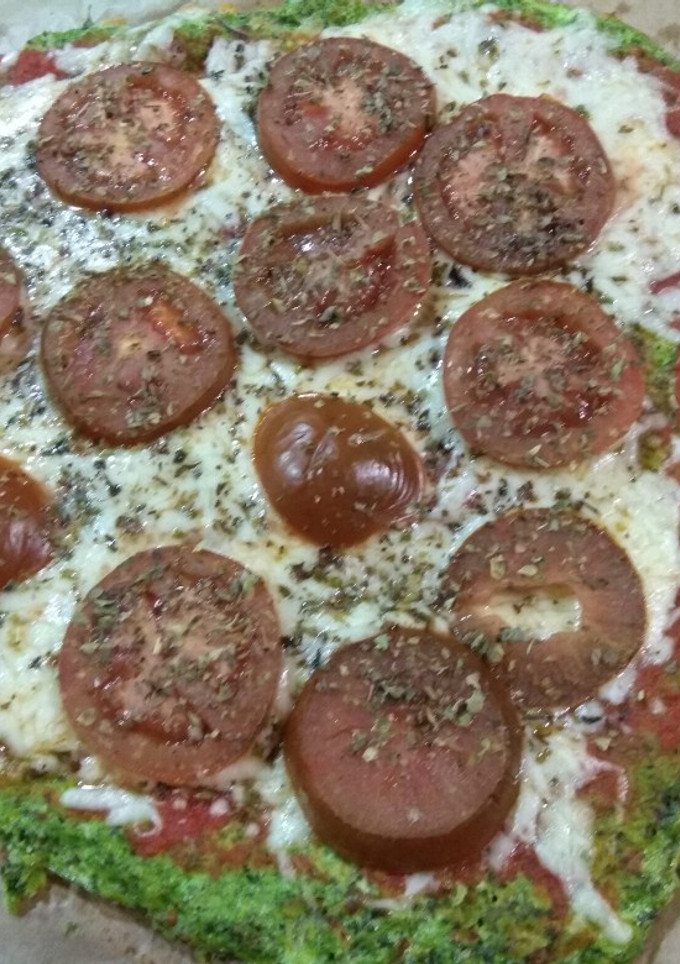 Una foto de Pizza con base de brócoli