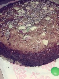 चॉकलेट पिस्ता केक (Chocolate Pista Cake recipe in Hindi) रेसिपी मुख्य फोटो