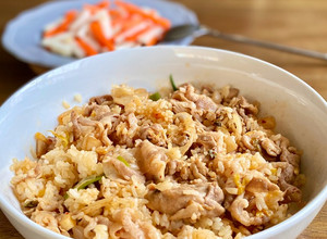 泡菜豬肉炒飯(今天不減肥版😆) 的食譜成品照片