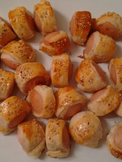Una foto de Saladitos de salchichas alemanas