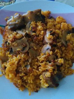 Una foto de Arroz con costilla y champiñón de la mía mamma
