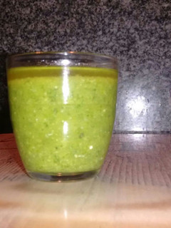 Una foto de Salsa pesto