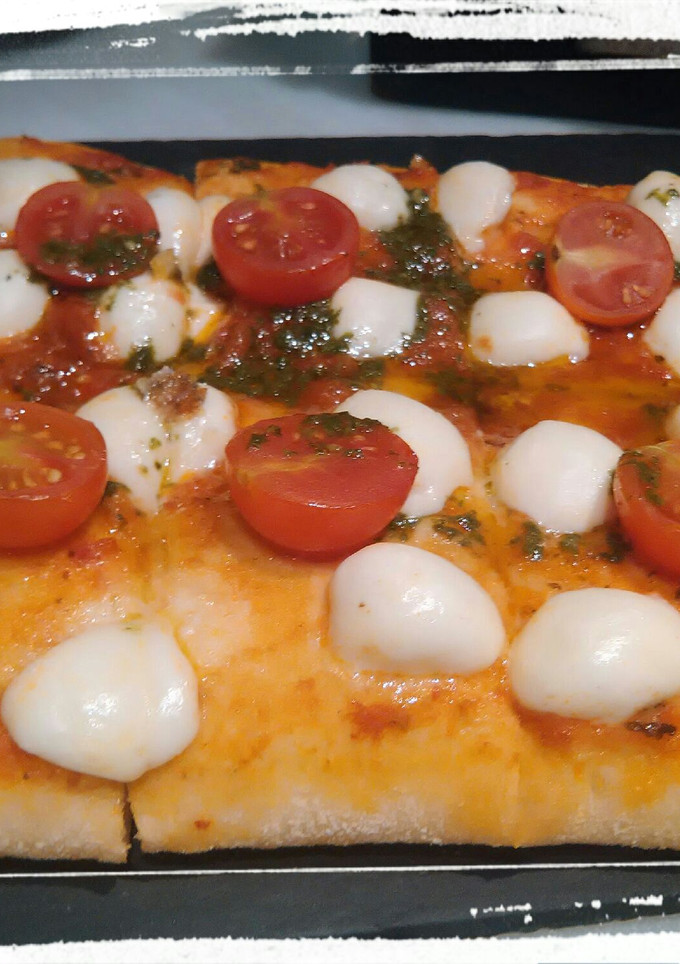 Una foto de Tosta mediterránea
