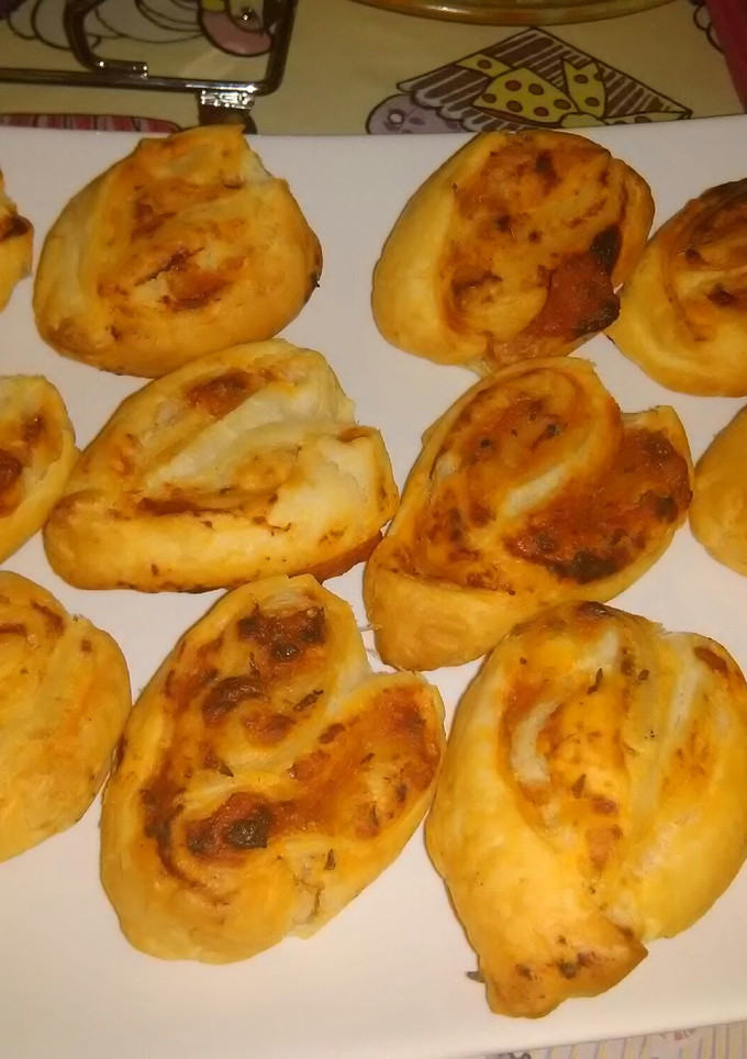 Una foto de Palmeritas de hojaldre con sabor a pizza