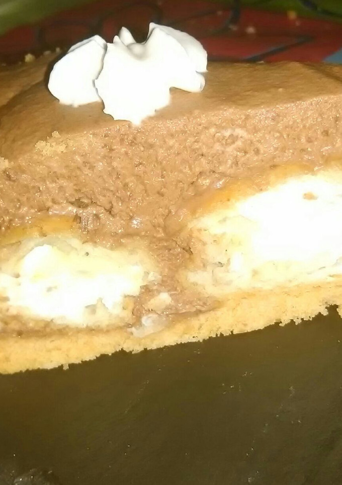Una foto de Tarta de profiteroles