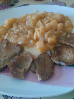 Una foto de Solomillo y patatas al whisky