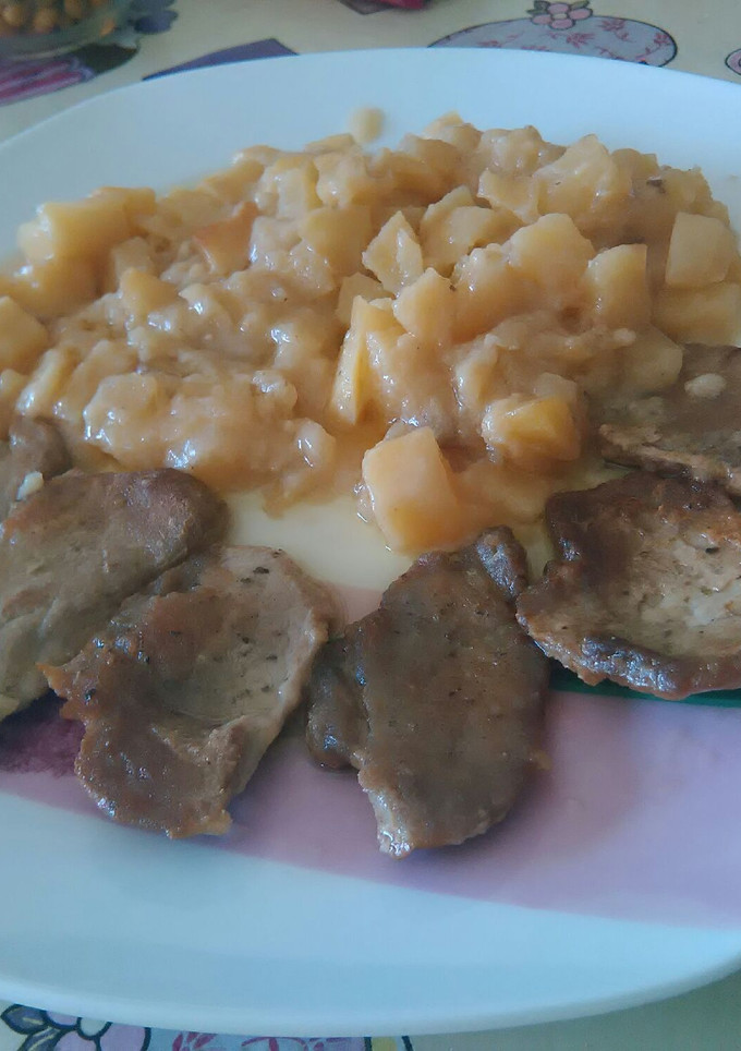 Una foto de Solomillo y patatas al whisky