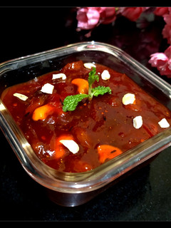 A picture of "Sweet and spicy Tomato-Dates chutney".
