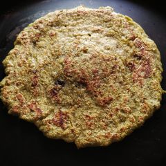 A picture of Sprouted Moong Chilla.