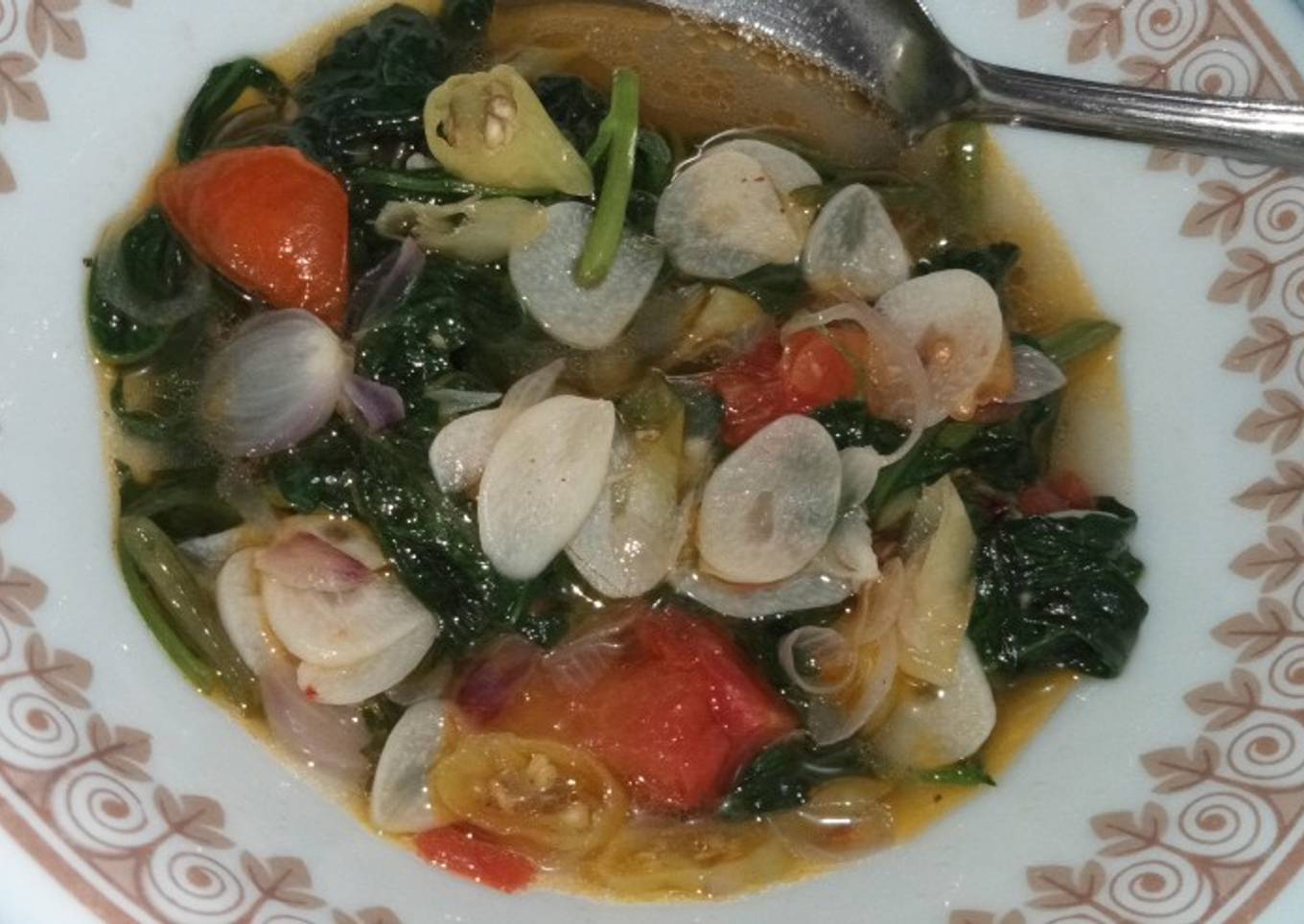 Tumis kangkung pedas asin������������