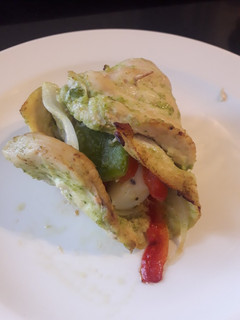 Una foto de Pollo relleno de verduras (horno)