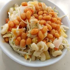 A picture of Macaroni and potatoe salad.
