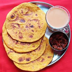 A picture of Spicy thepla.