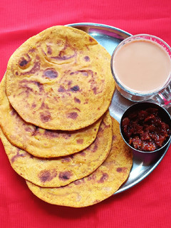 A picture of Spicy thepla.