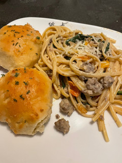 A picture of Creamy sausage & spinach pasta.