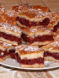 Meggyes pite recept fotója