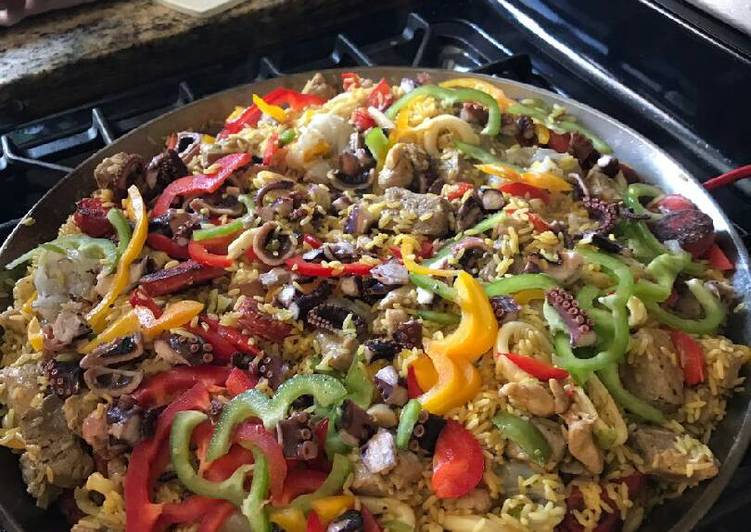 Paella mixta