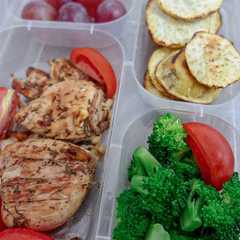รูปของ Menu Diet 4 Sehat 5 Yogurt