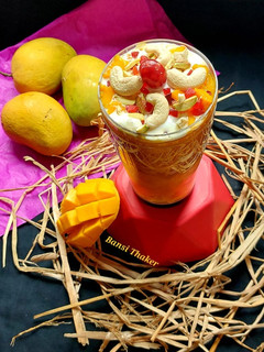 મેંગો મસ્તાની (Mango Mastani Recipe In Gujarati) રેસીપી મુખ્ય ફોટો