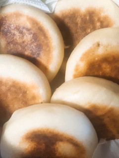Foto principal de Muffins inglés (pan en sartén)