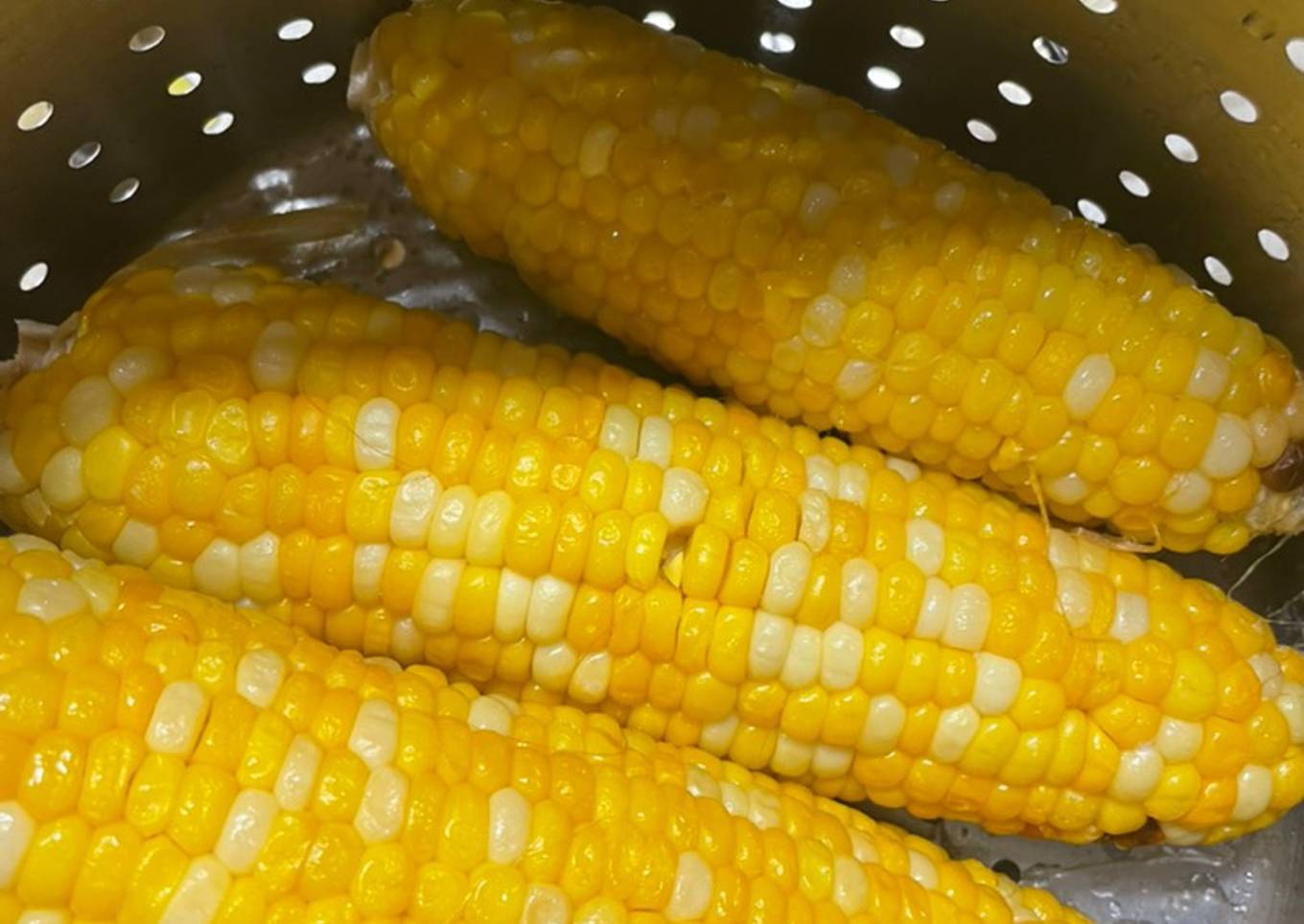 The best boiled corn