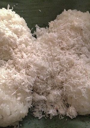 Foto resep Ketan Serundeng (kelapa kukus putih)
