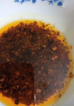 A picture of Fry Lehsan chutney.