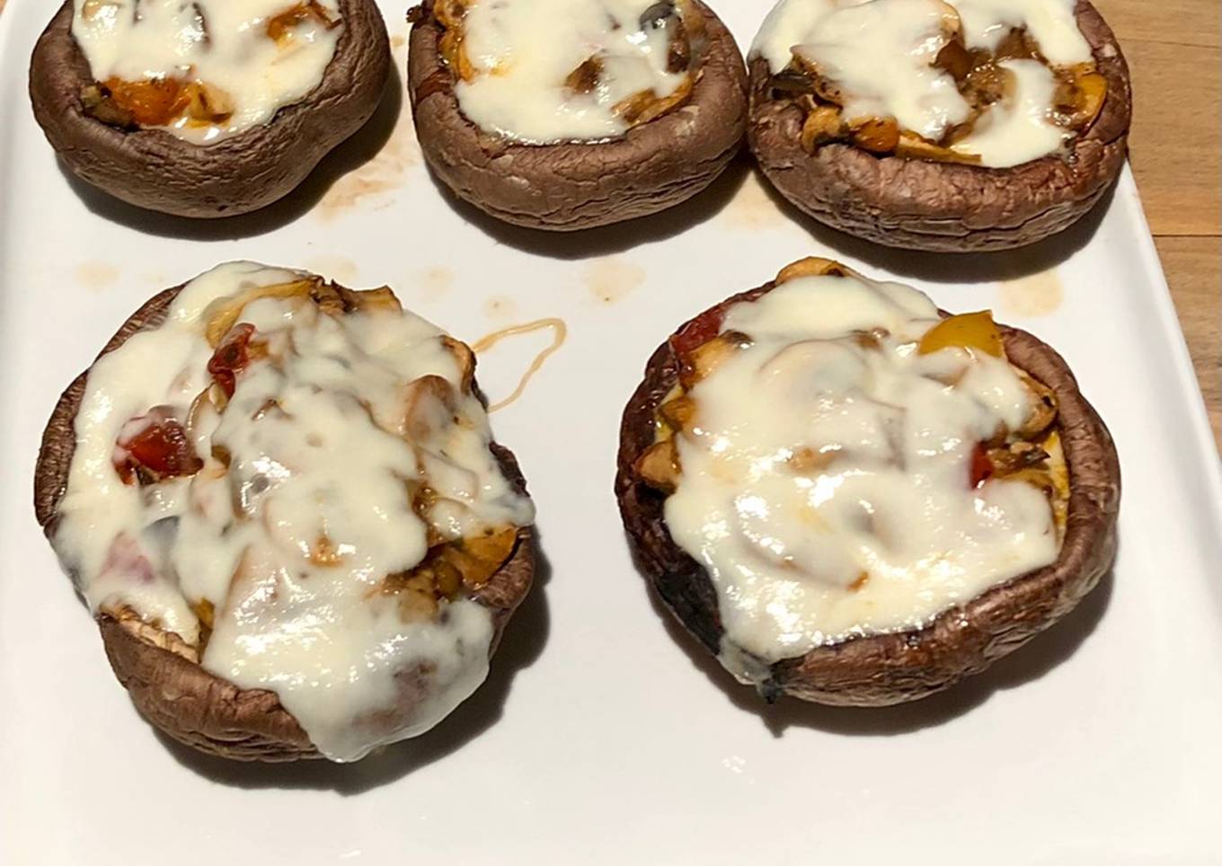 Champignons Portobello farcis