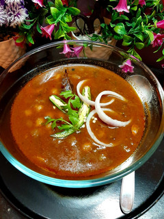 पंजाबी मसाला छोले (Punjabi masala chole recipe in Hindi) रेसिपी मुख्य फोटो