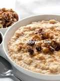 Oats with Raisins and Bananas