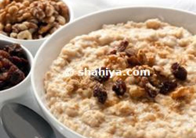 Easiest Way to Prepare Favorite Oats with Raisins and Bananas