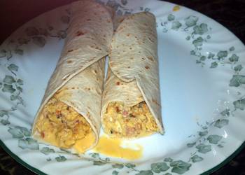 Easiest Way to Prepare Yummy Bachelor Breakfast Burrito