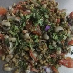 A picture of Mixed steemed pulses.