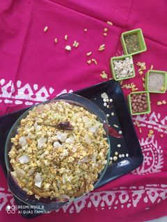 ધાણી મમરા નો ચેવડો (Dhani Mamra Chevdo Recipe In Gujarati) રેસીપી મુખ્ય ફોટો