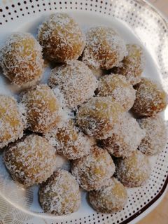 صورة لوصفة حلى طيبين سهل ولذيذ جداً بثلاث مكونات فقط 😋😋