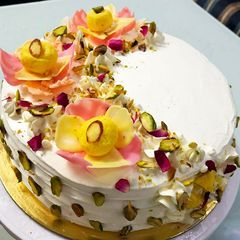 Rasmalai cake A picture of Rasmalai cake.