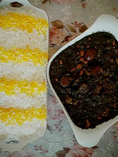 عکسی از دستور قورمه سبزی سمیراپز
