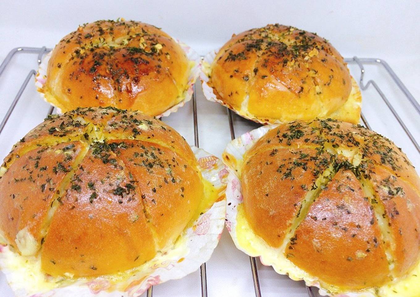 Korean Cream Cheese Garlic Bread