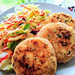 A picture of Curried Tuna Fish Cakes.