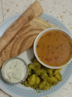 મસાલા ઢોસા (Masala Dosa Recipe In Gujarati) રેસીપી મુખ્ય ફોટો