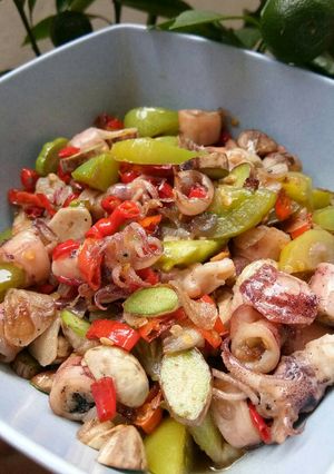 Foto resep Oseng Cumi Asin Pete
