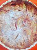 Clafoutis alle pesche noci
